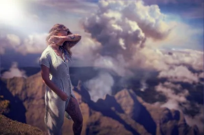 Registre sua aventura em kauai com um fotógrafo local. explore praias secretas ou cachoeiras, com 20 fotos editadas e locais flexíveis. reserve já.