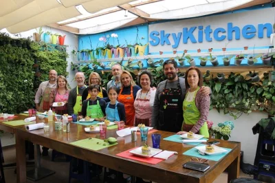 Erlebe einen praktischen kochkurs in lima, miraflores. bereite 4 typische gerichte mit einem koch zu, genieße mittagessen & einen pisco sour. jetzt buchen!