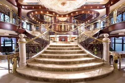 Découvrez la vallée du nil en Égypte lors d’une croisière de 4 jours entre aswan et louxor, avec visites guidées des temples anciens. entrées et pension complète incluses.